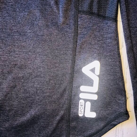 NWOT Girls Large (Size 14) Fila Live In Motion Athletic Performance Shirt - Picture 2 of 6